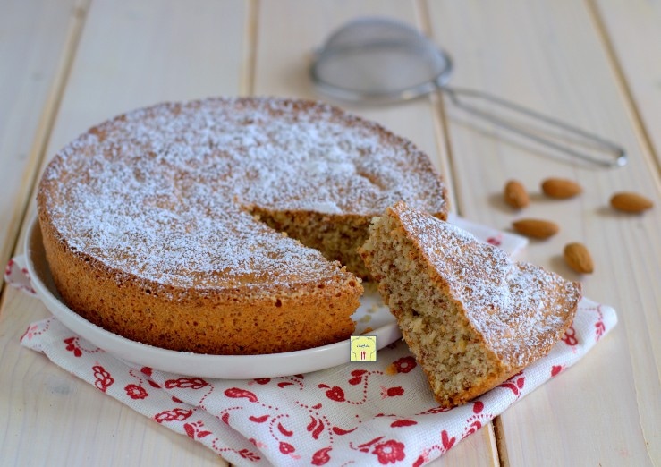 Almond Cake Without Butter or Oil