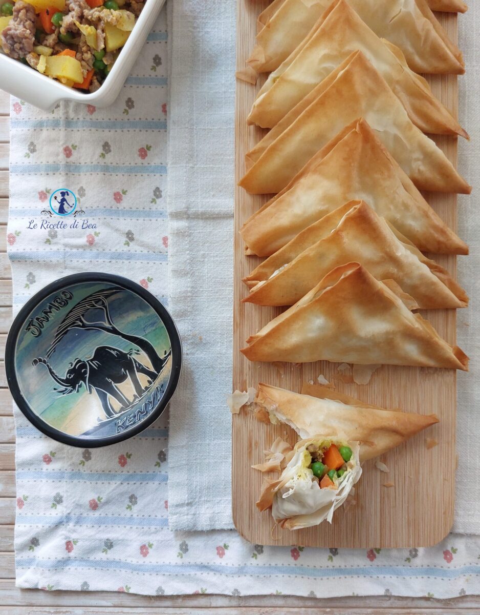 Baked Meat and Vegetable Samosas