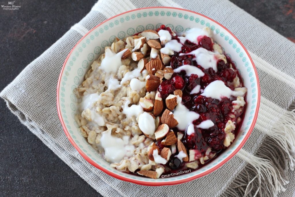 Berry and Almond Porridge
