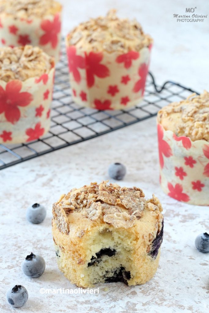 Blueberry and Corn Flakes Muffins