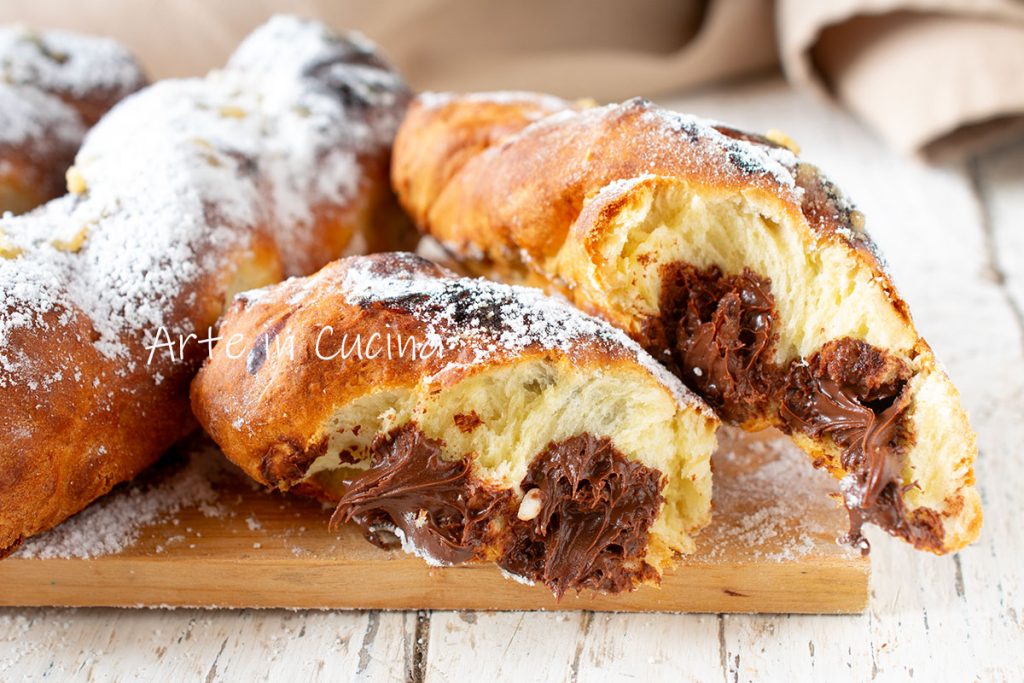 BRAIDED BRIOCHES with Nutella