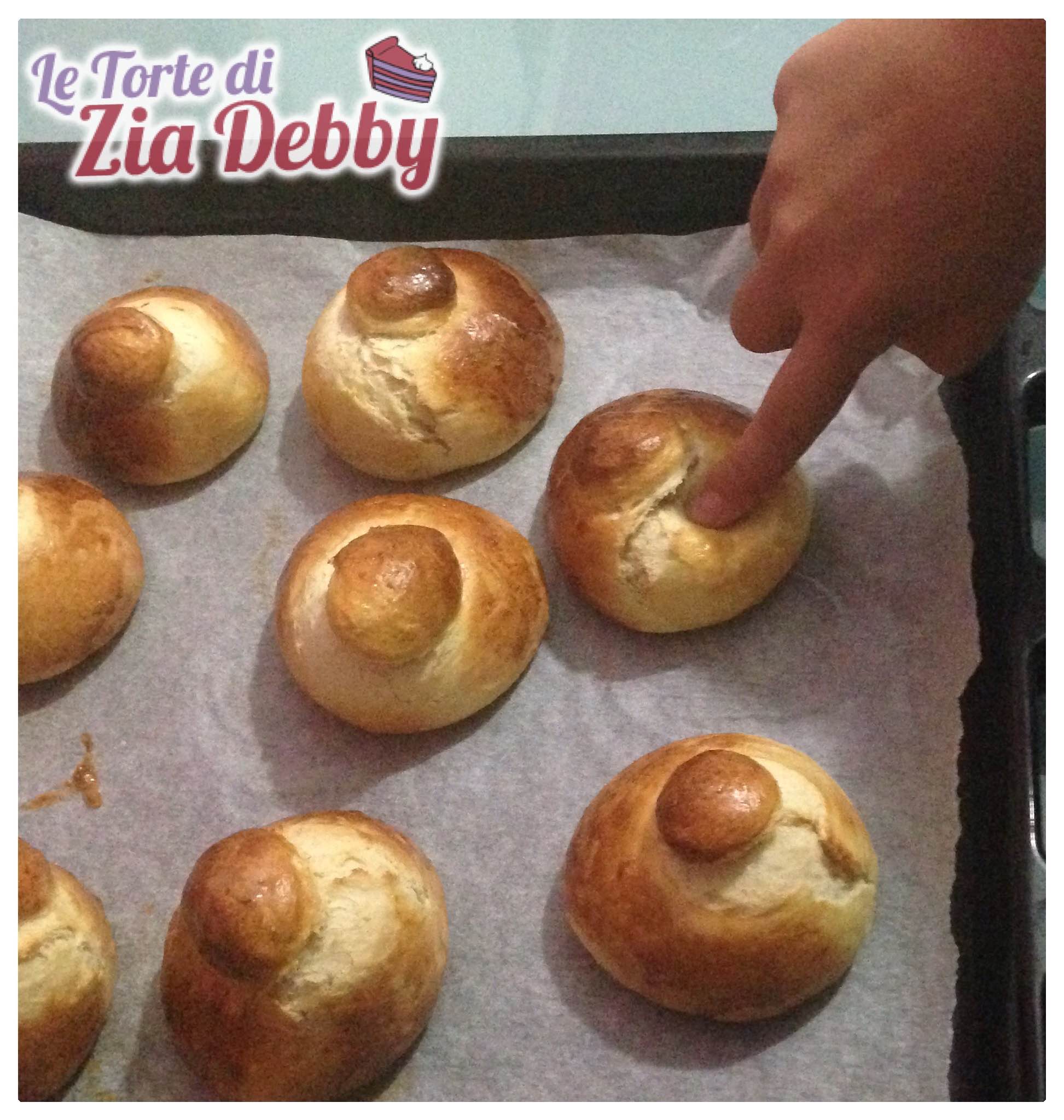 Brioche with Tuppo with Sourdough