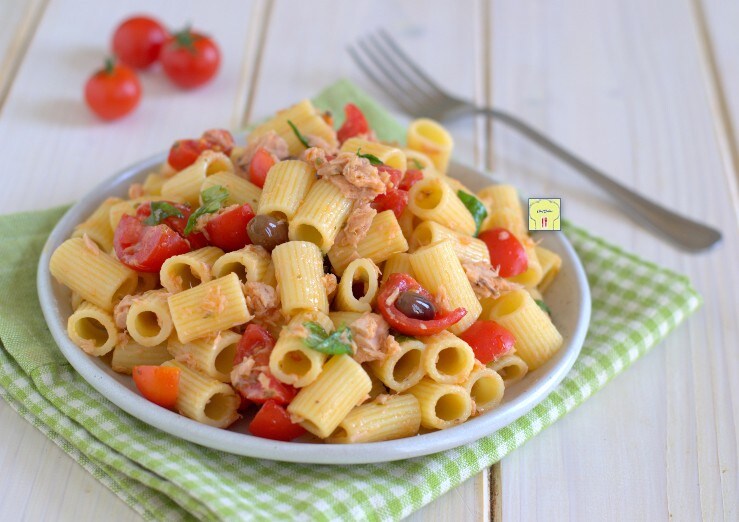 Cold Pasta with Cherry Tomatoes and Tuna