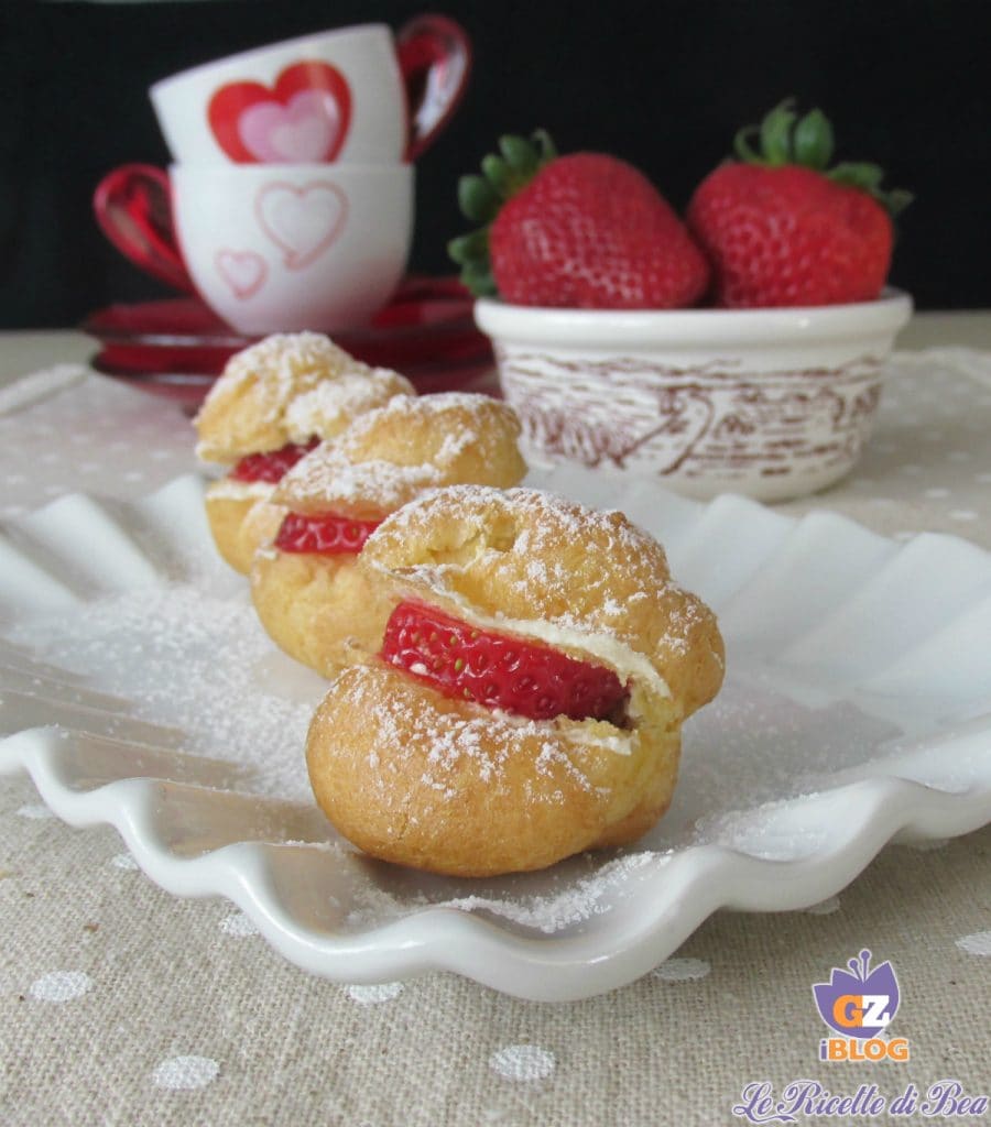 cream puffs with strawberries
