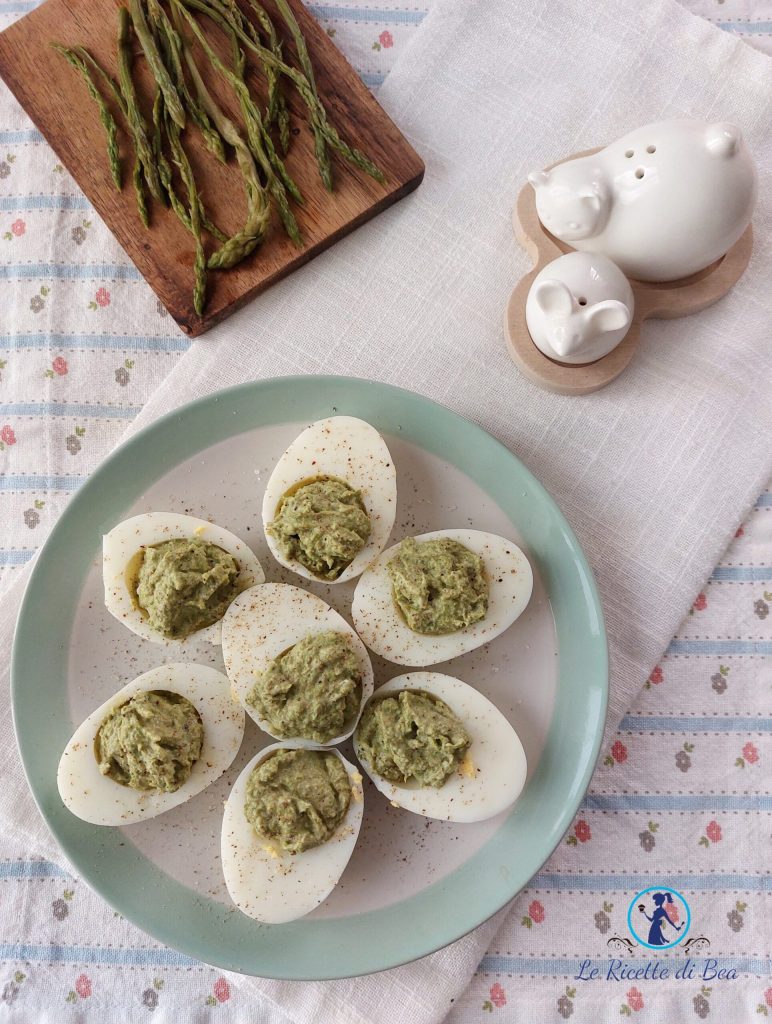 deviled eggs with asparagus