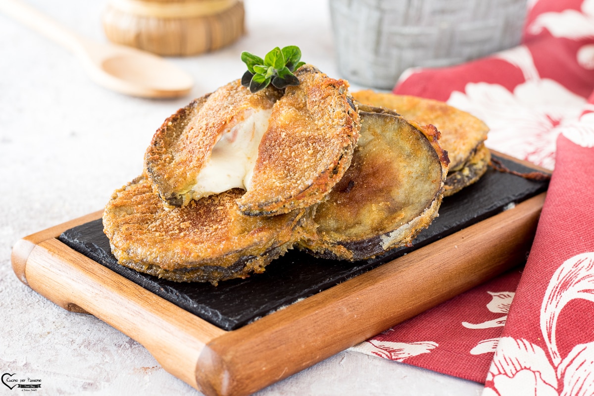 BAKED STRINGY EGGPLANT IN A CARRIAGE