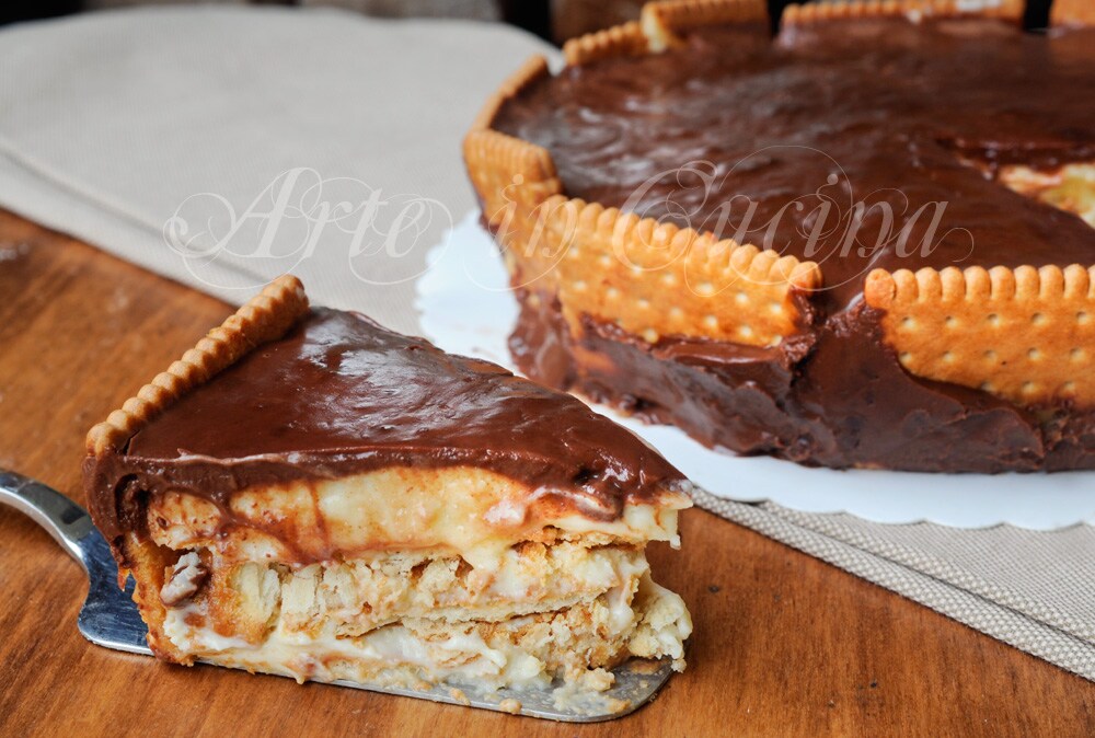 GERMAN CAKE with Grandma’s sweet biscuits