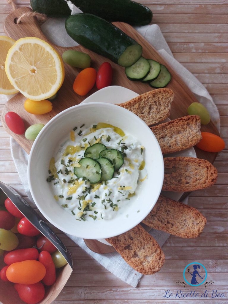 Greek tzatziki sauce