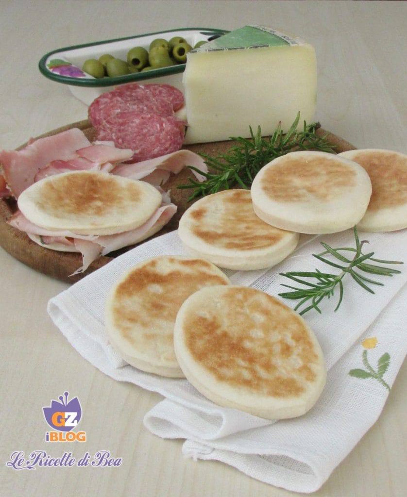 homemade tigelle or crescentine