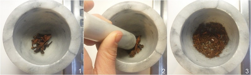 how to prepare Neapolitan pisto spice mix for mostaccioli and rococo recipe by chicco di mais 1 crushing the spices in the mortar