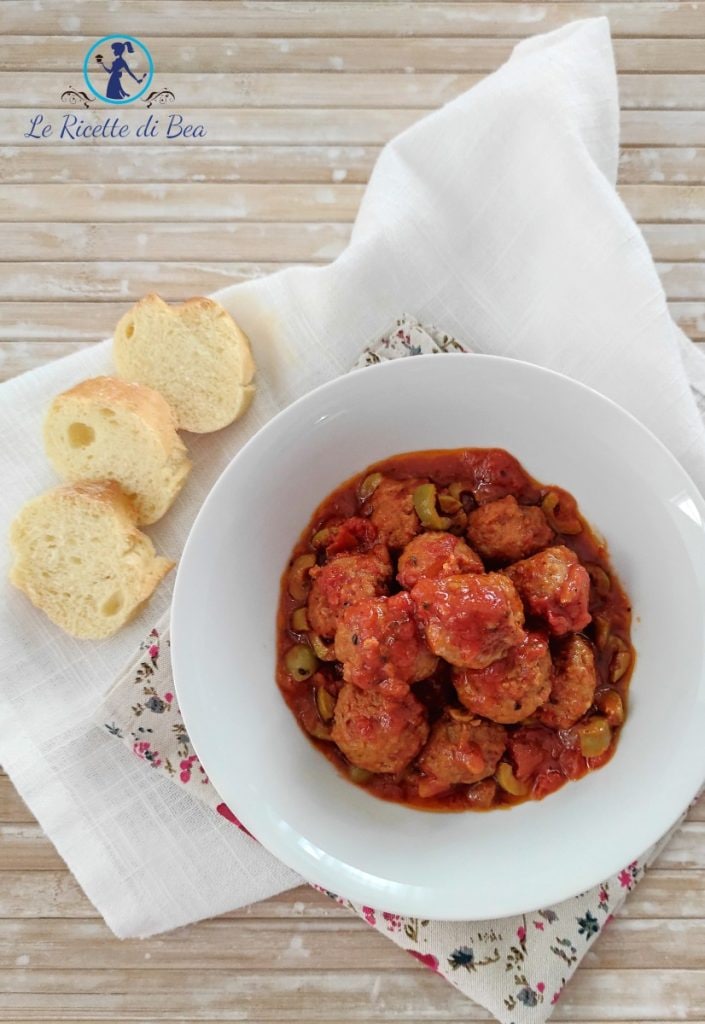 meatballs in tomato sauce