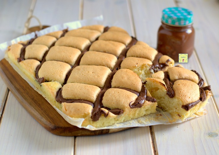 Nutella Feather Cake