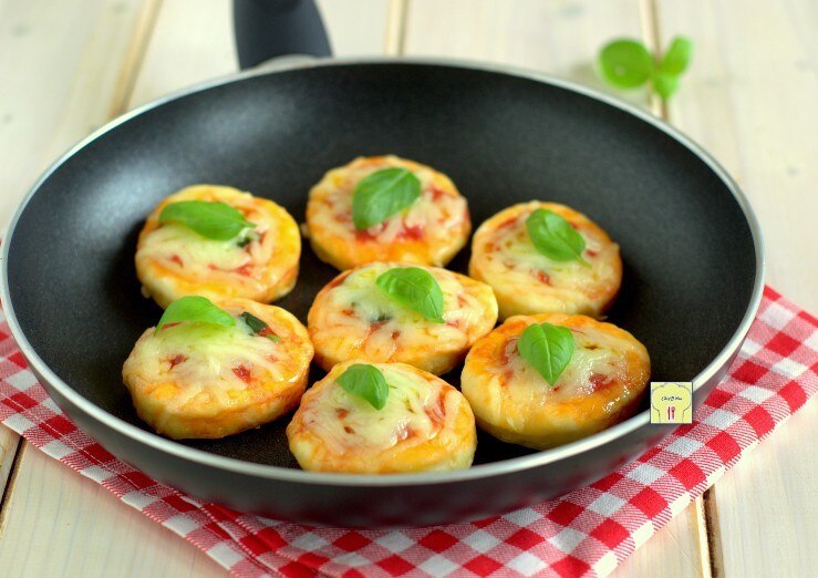 Pan-fried Mini Pizzas