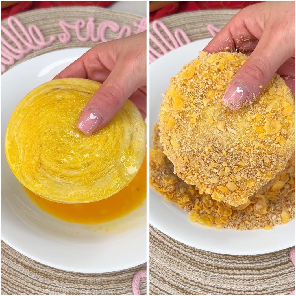 Bread Medallions with Pizza Sauce in Air Fryer