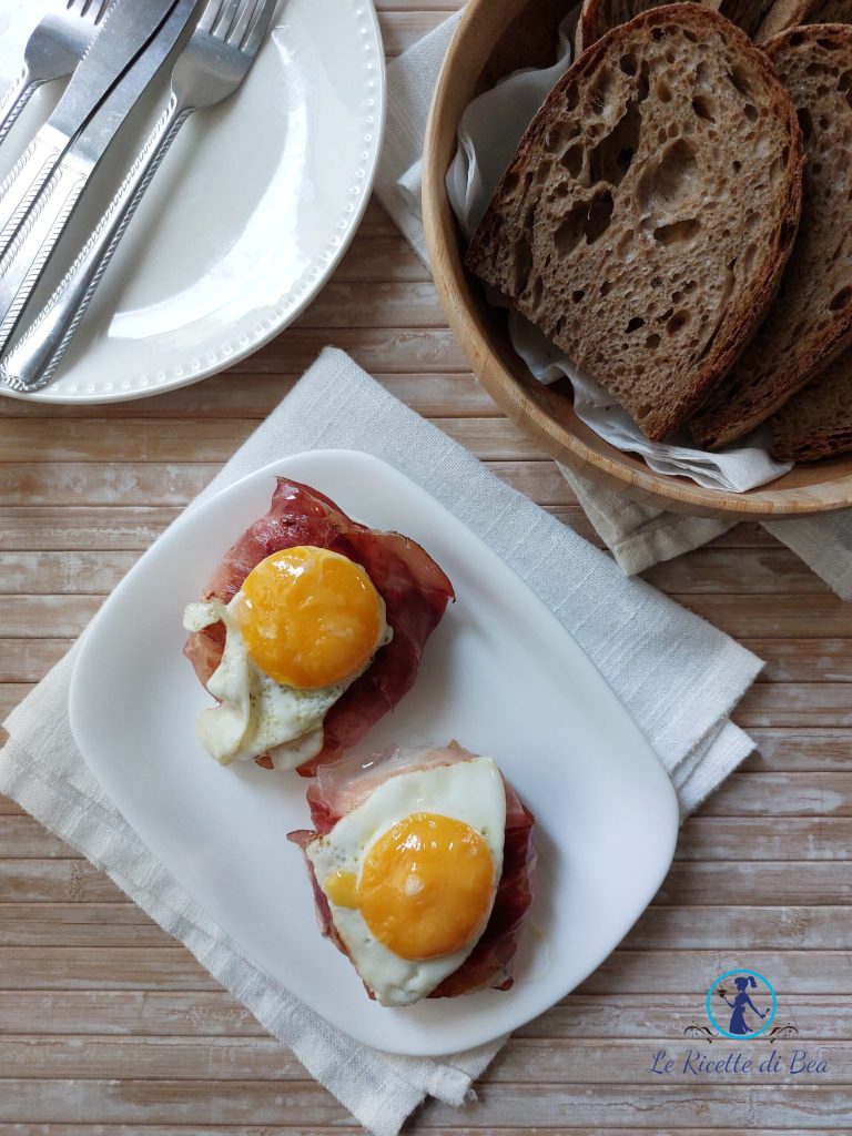 Piedmontese tominis in a pan