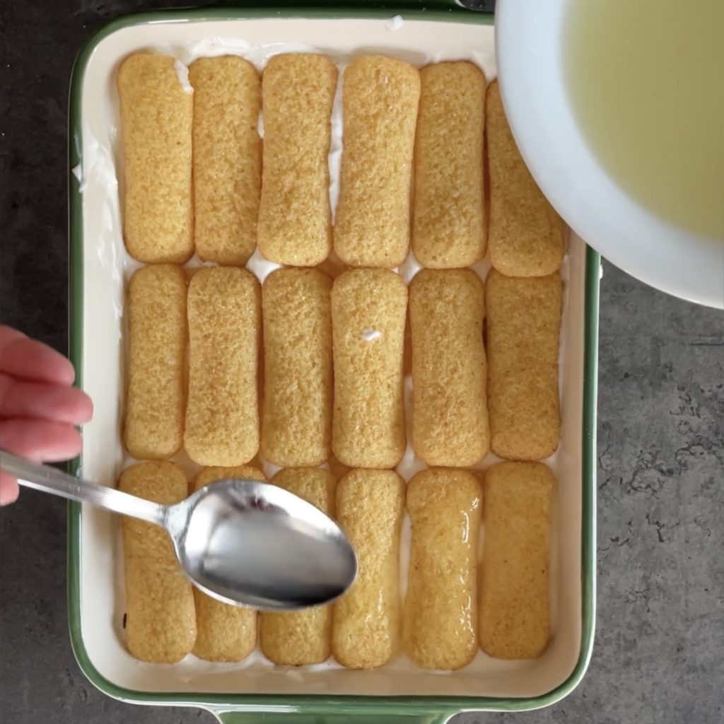 pineapple and yogurt cake