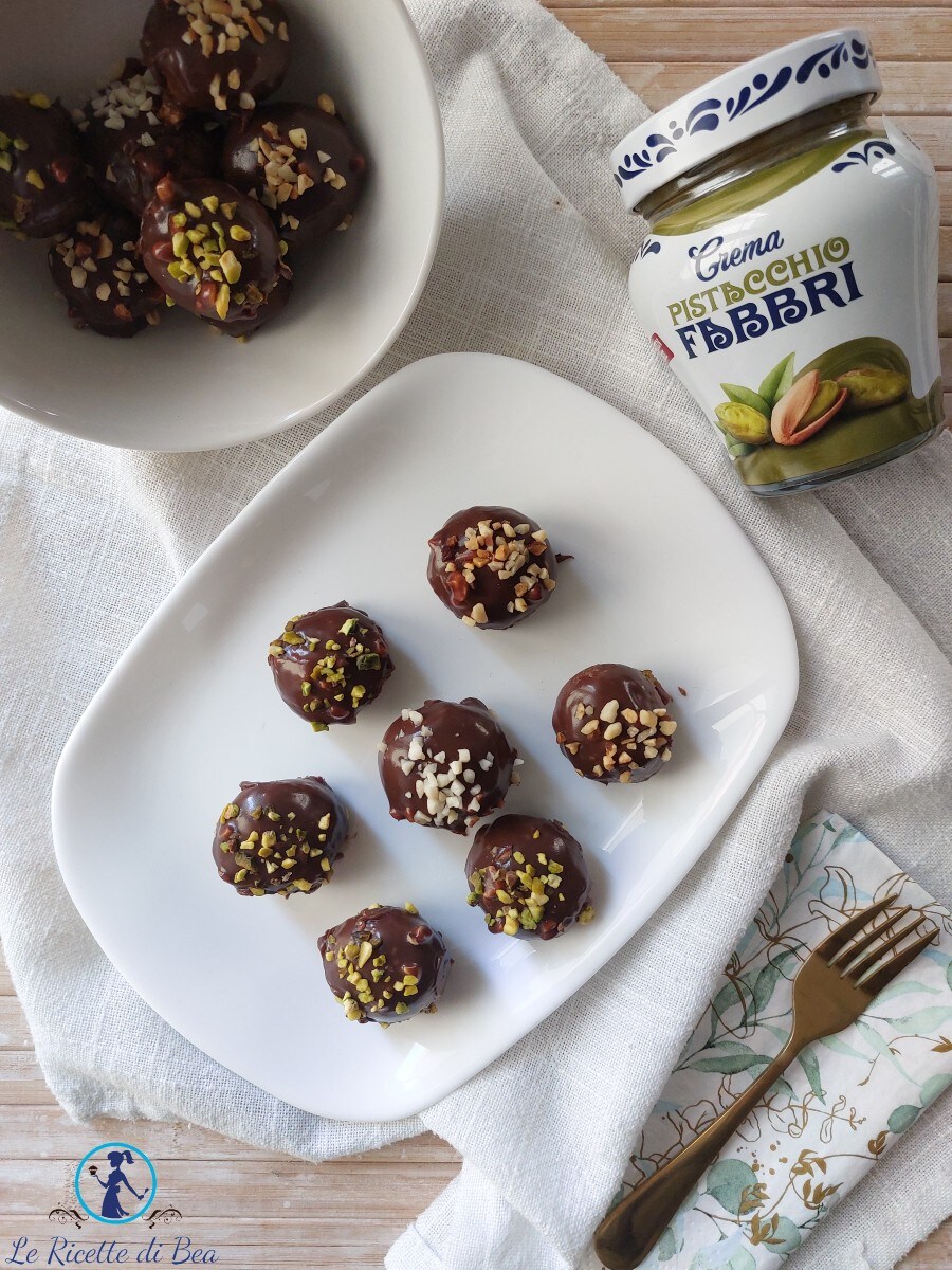 Pistachio and Brioche Bread Truffles