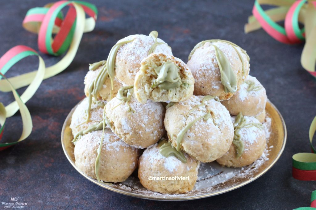 Pistachio Castagnole