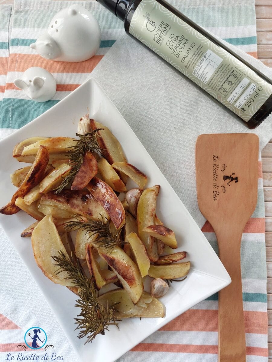 Oven-baked Potatoes with Rosemary