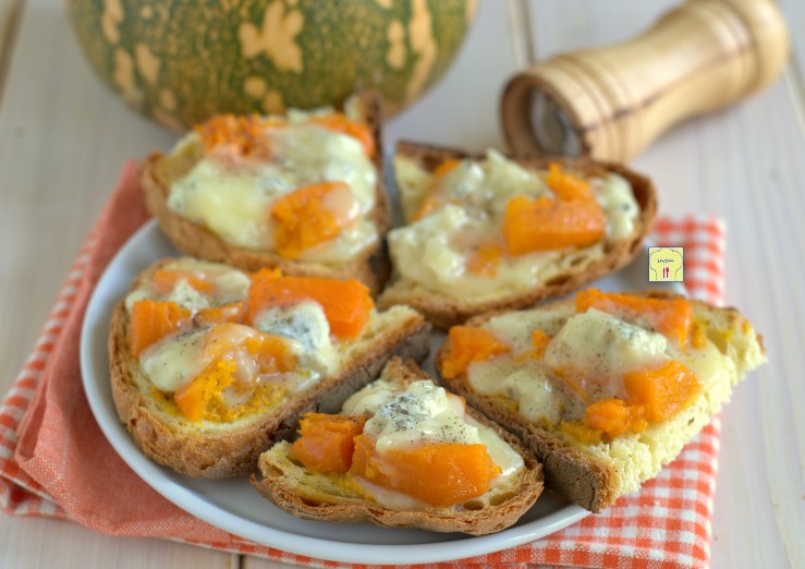 Pumpkin and Gorgonzola Crostini