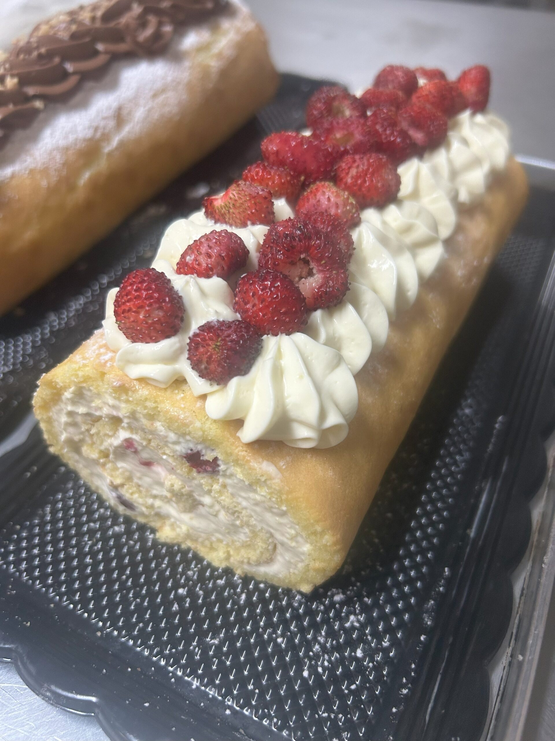 Biscuit or Roll Cake