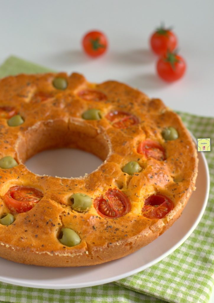 rustic ring cake with cherry tomatoes and olives gp