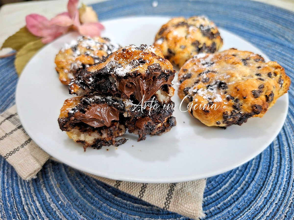 SMART COOKIES in 5 minutes with sandwich bread, chocolate chips, and Nutella
