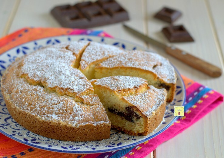 Soft Shortcrust Pastry Cake with Chocolate