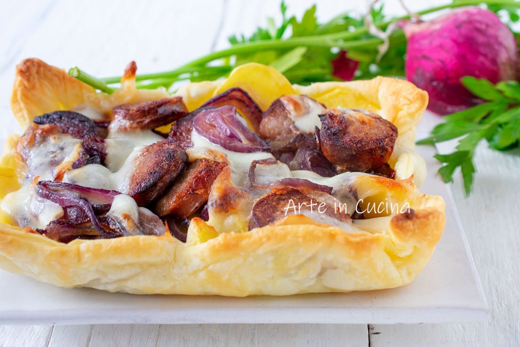 Tart with Puff Pastry Sausages and Onions