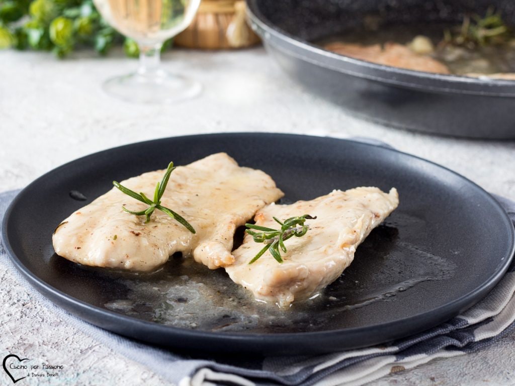 turkey scallopini with white wine