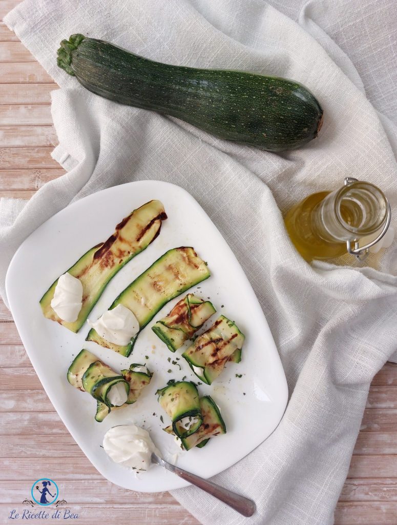 zucchini rolls with cheese
