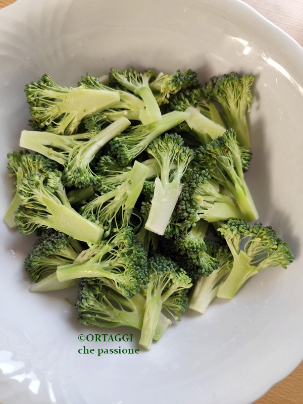 slice broccoli