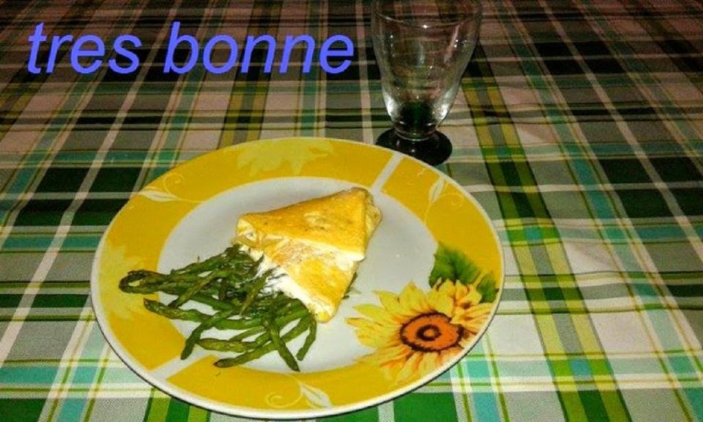 CREAMY ASPARAGUS OMELETTE