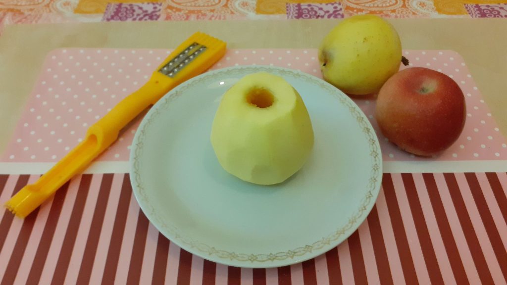 Apples without core
