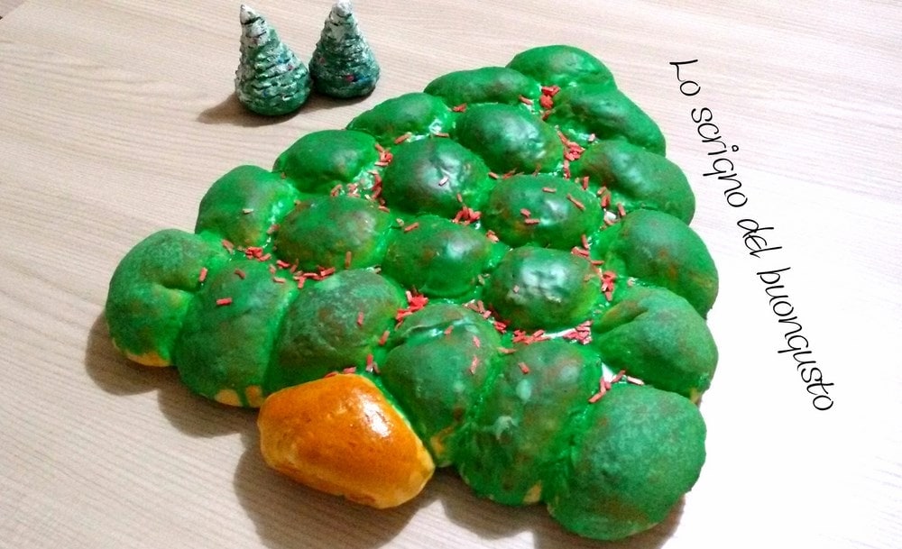 Stuffed Brioche Tree