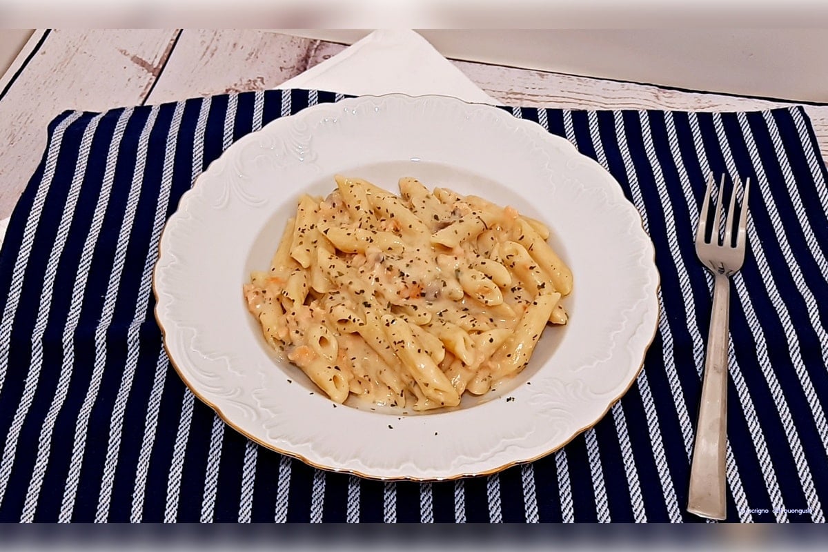 Pasta with Salmon without Cream