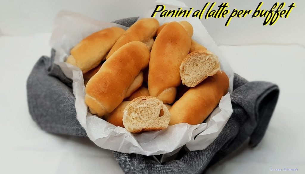 Milk Rolls for Buffet