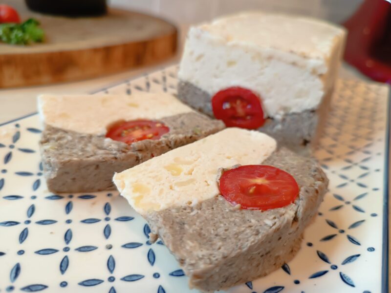 Chicken Pâté with Black Olives