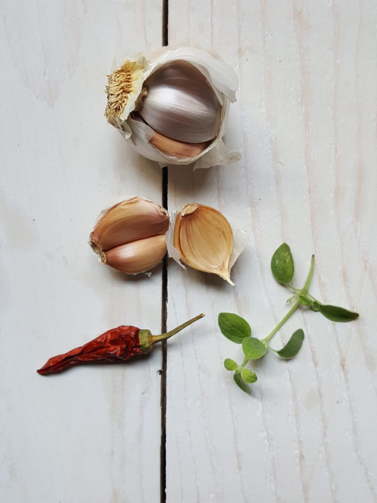 garlic cloves and dried chili