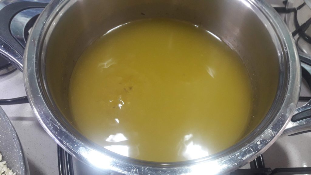 vegetable broth or cube