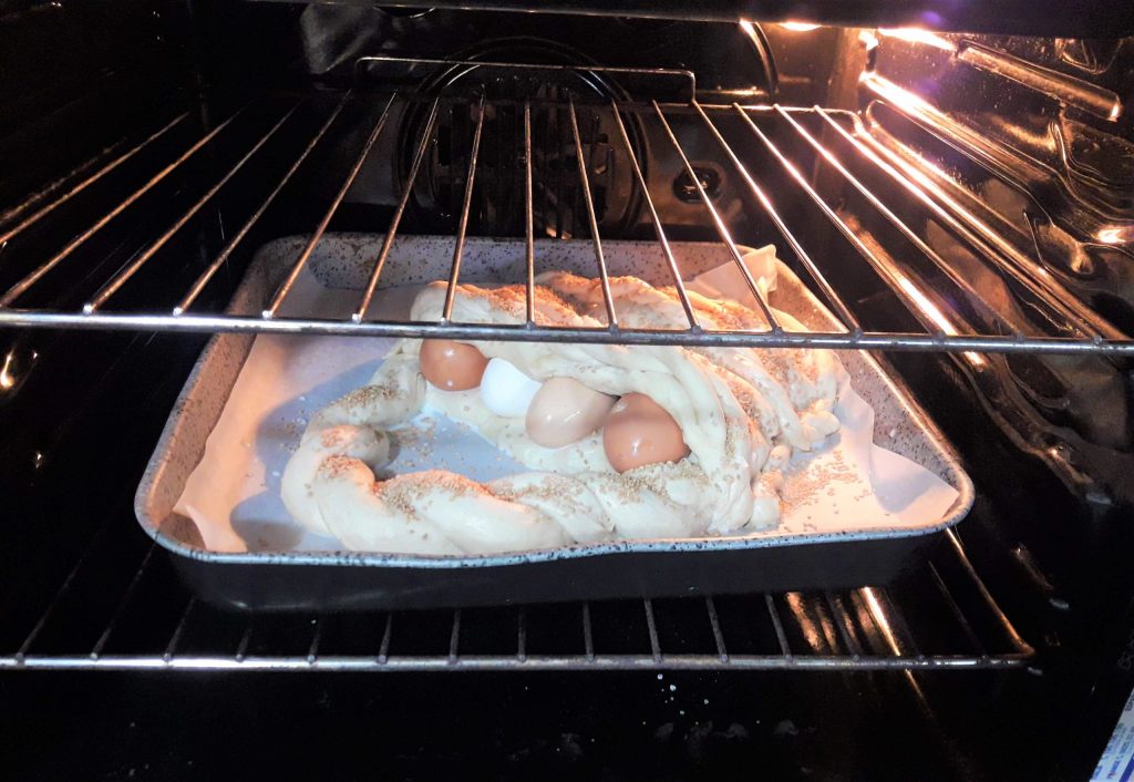 Sicilian Easter A Cuddura cull'ova