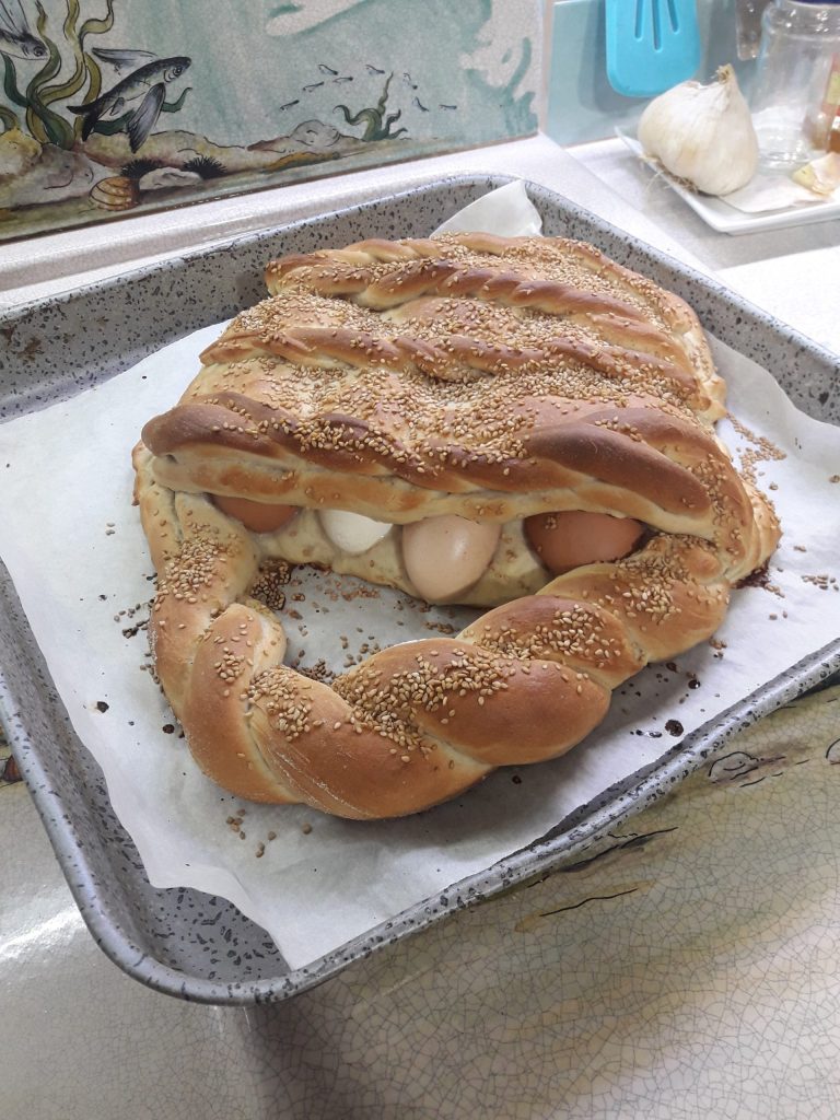 Sicilian Easter A Cuddura cull'ova