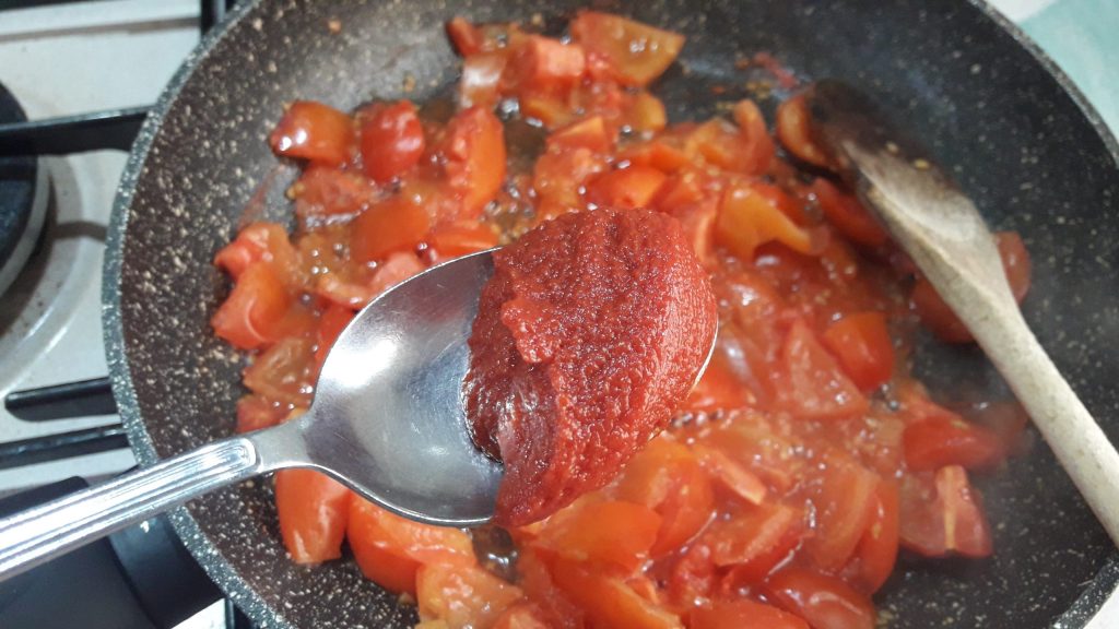 tomato paste