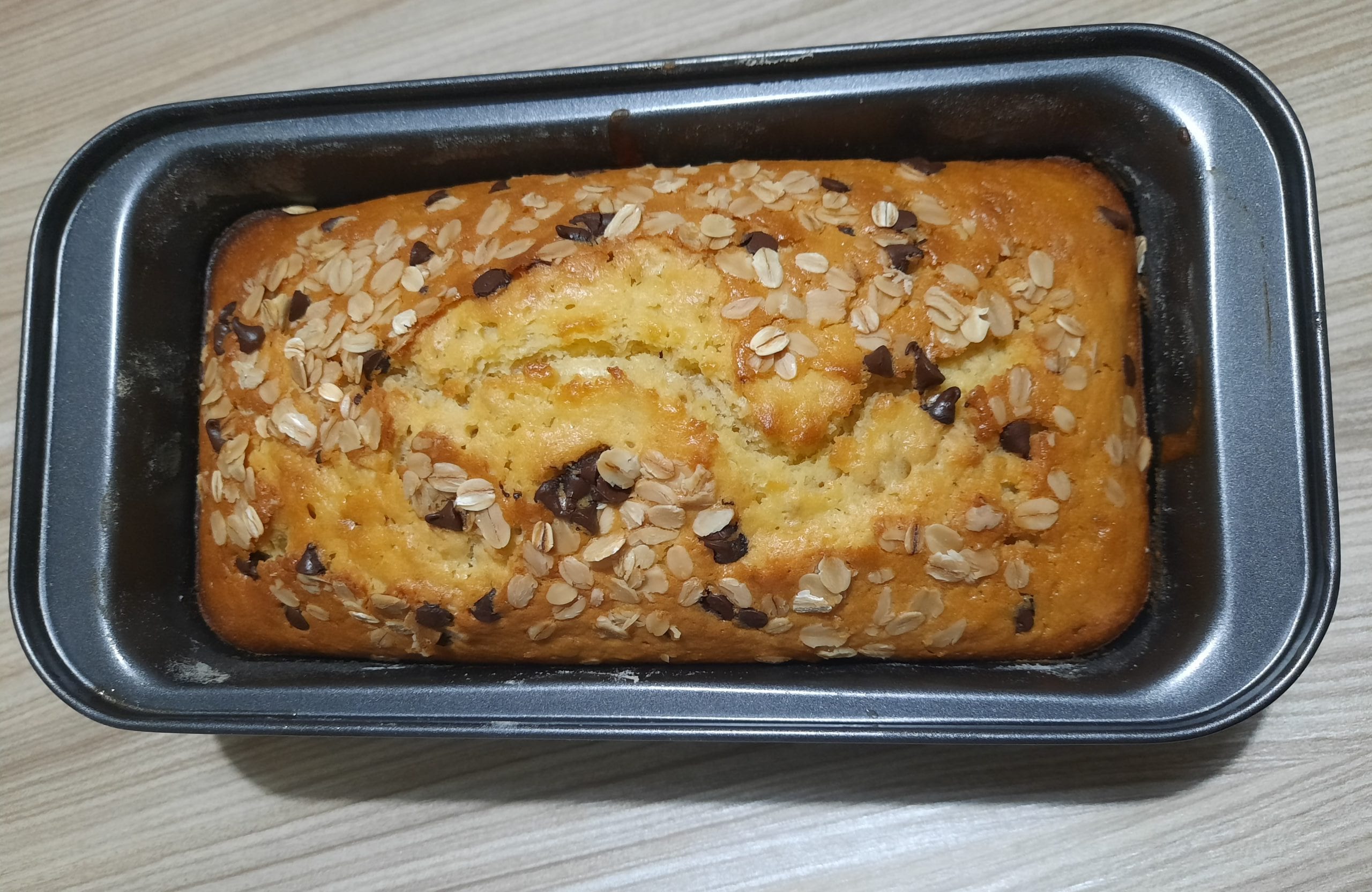 Orange Juice and Oat Flakes Pound Cake