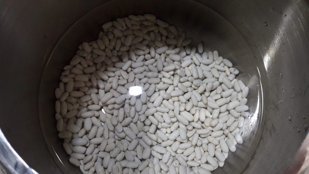 Risotto-style Cannellini Beans with Pasta