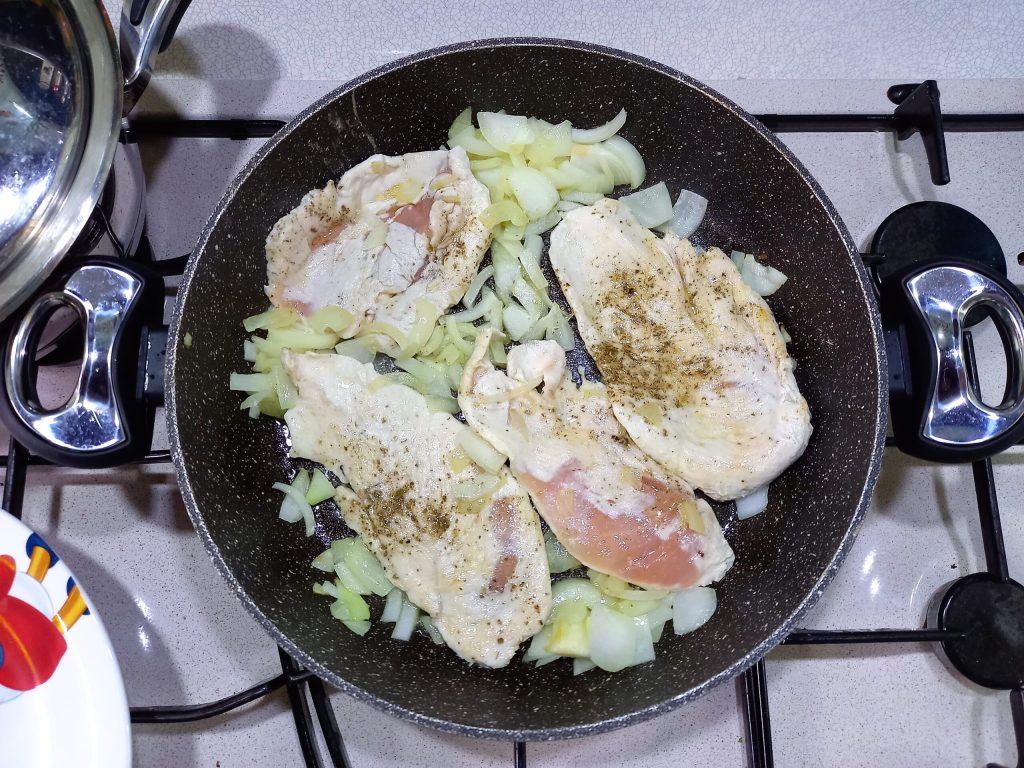 Chicken with Sicilian long zucchini