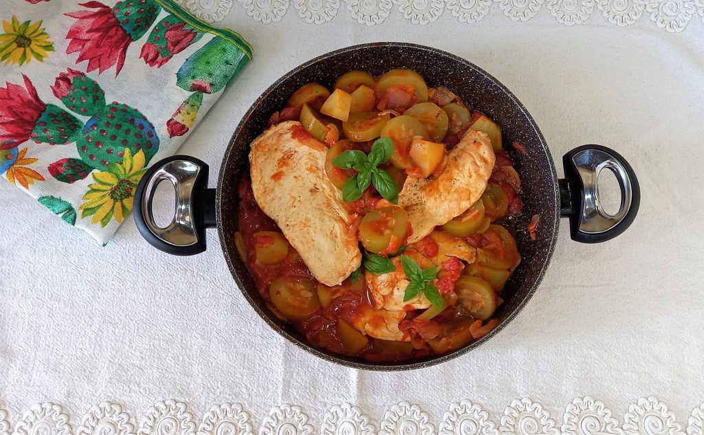 Chicken with Sicilian long zucchini