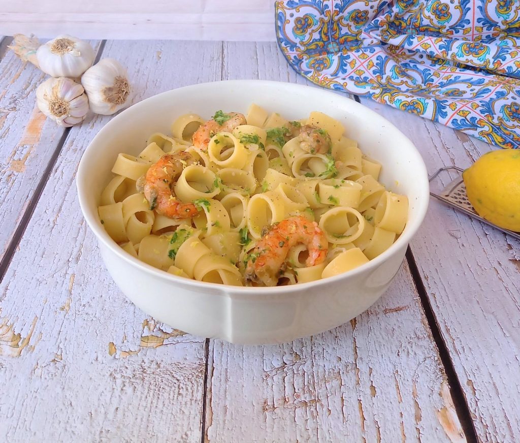 Calamarata with Prawns and Lemon Scent