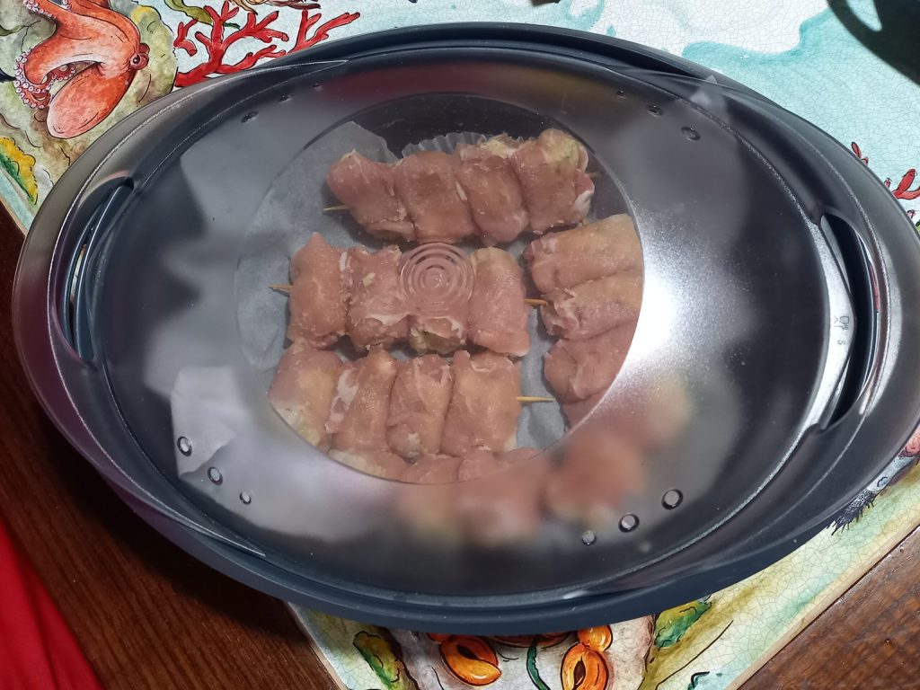 Pork loin rolls with Sicilian caponata