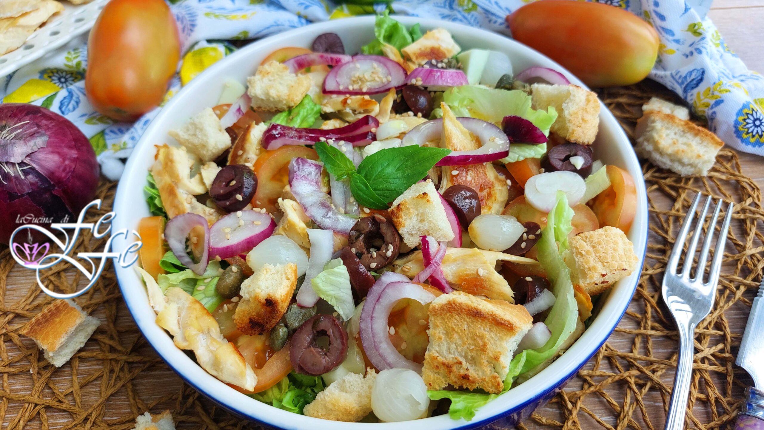COLD CHICKEN SALAD WITH PICKLED ONIONS, OLIVES AND CAPERS